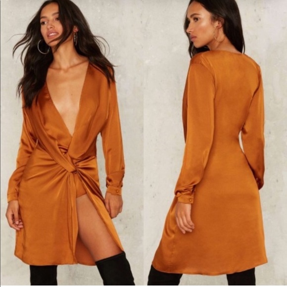 Nasty gal lioness copper silk long sleeved dress size XS - Picture 2 of 4